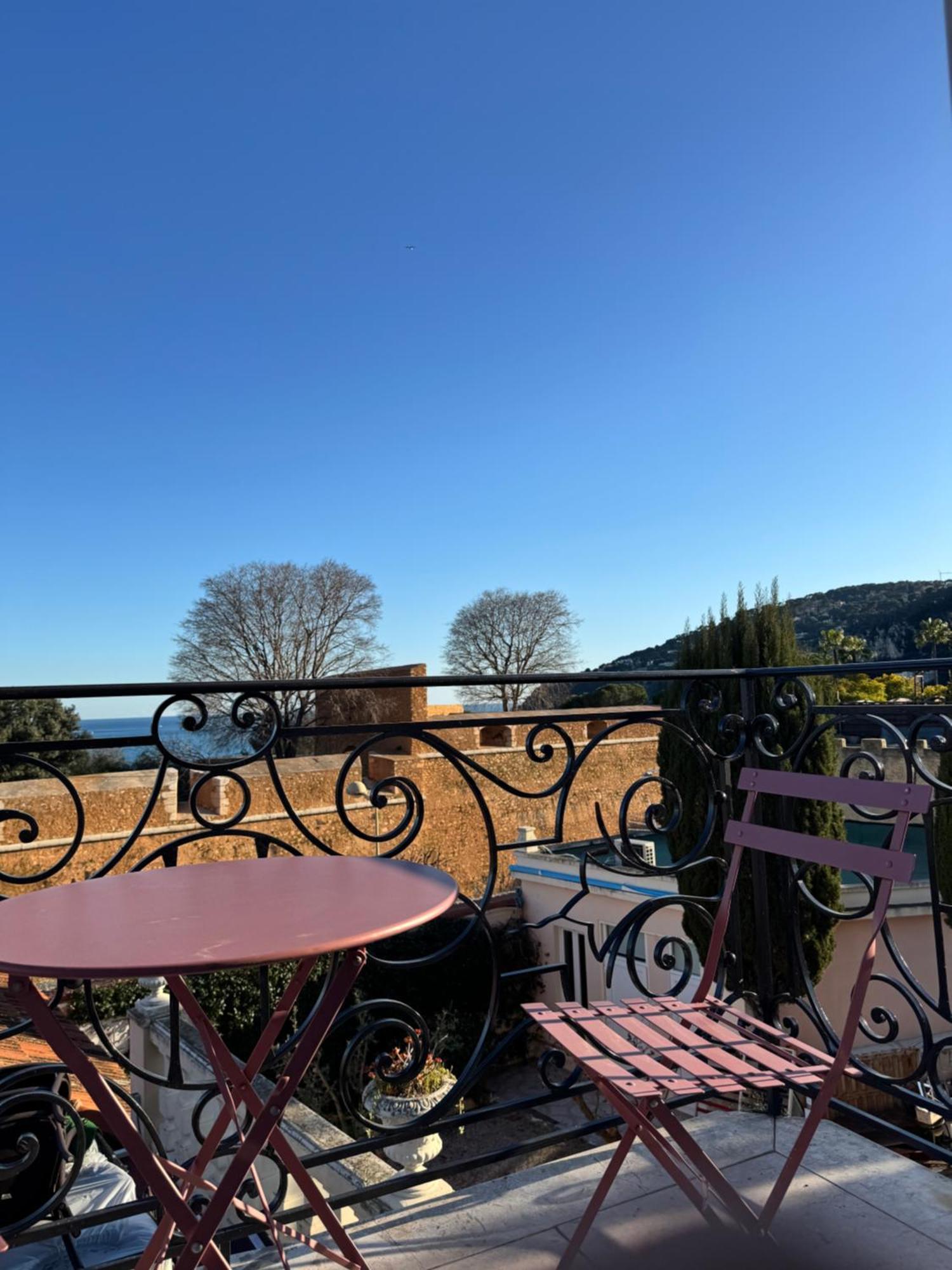 Hotel La Citadelle 빌프랑슈쉬르메르 외부 사진
